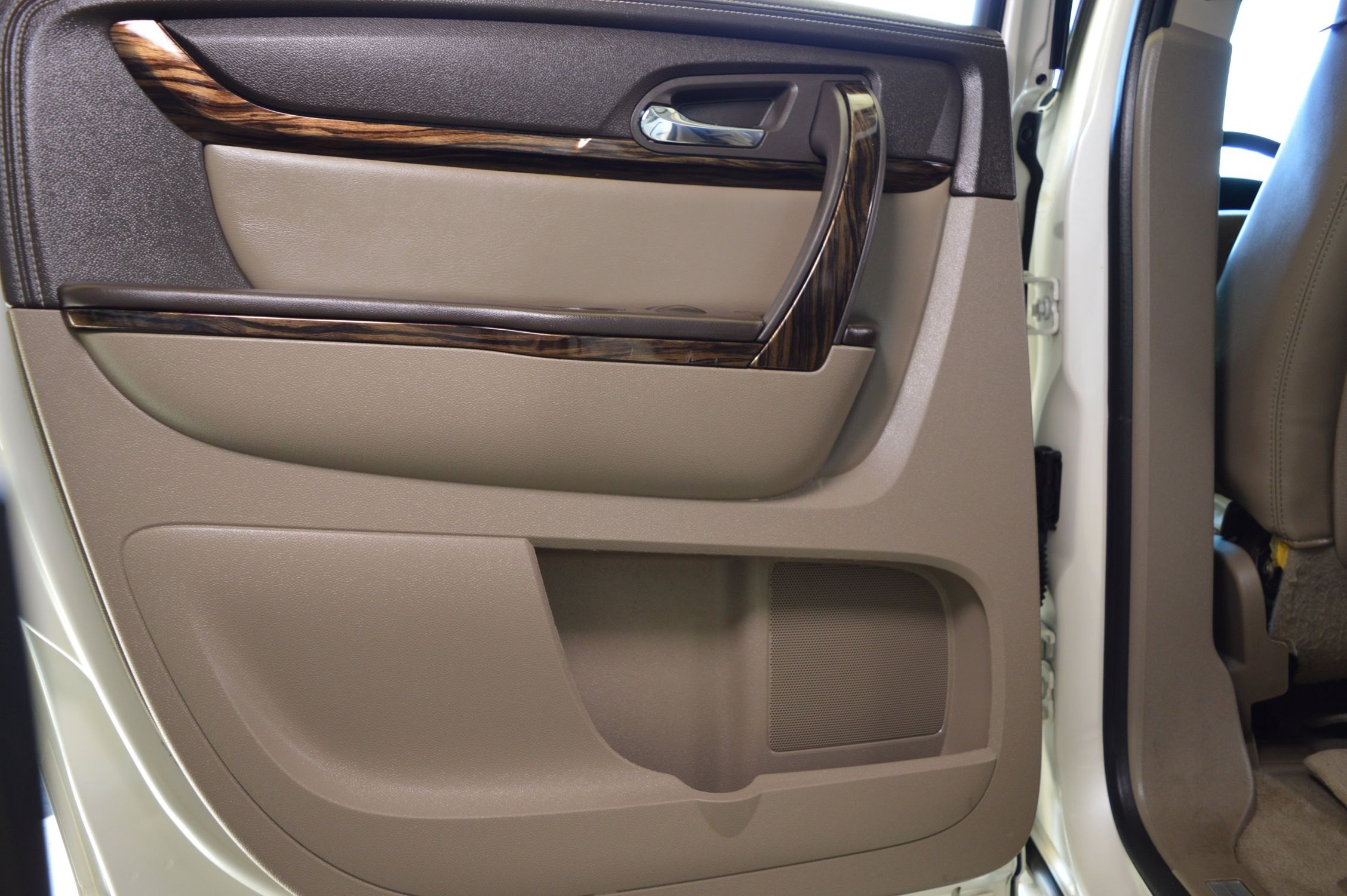2015 Gmc Acadia Denali photo 35