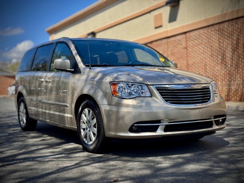 2015 Chrysler Town & Country Touring