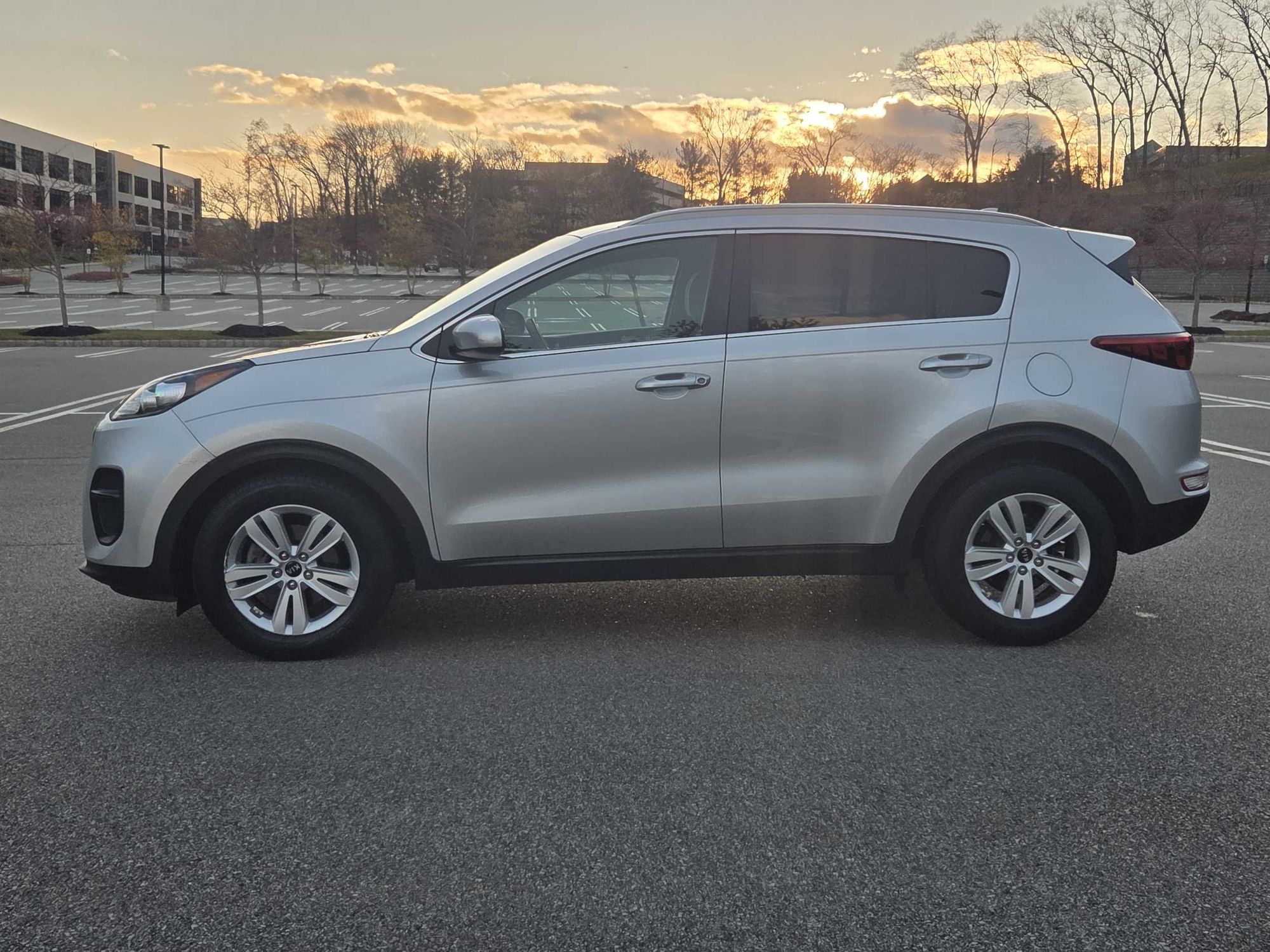 2018 Kia Sportage LX photo 3