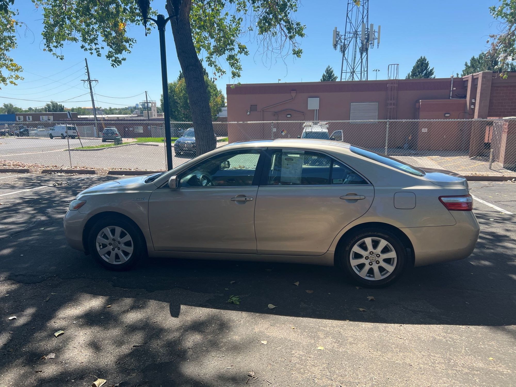 2008 Toyota Camry Hybrid Base photo 3