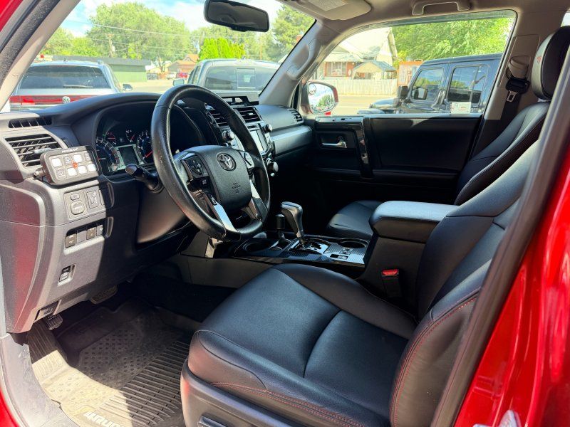 2017 Toyota 4Runner TRD Pro - Photo 10