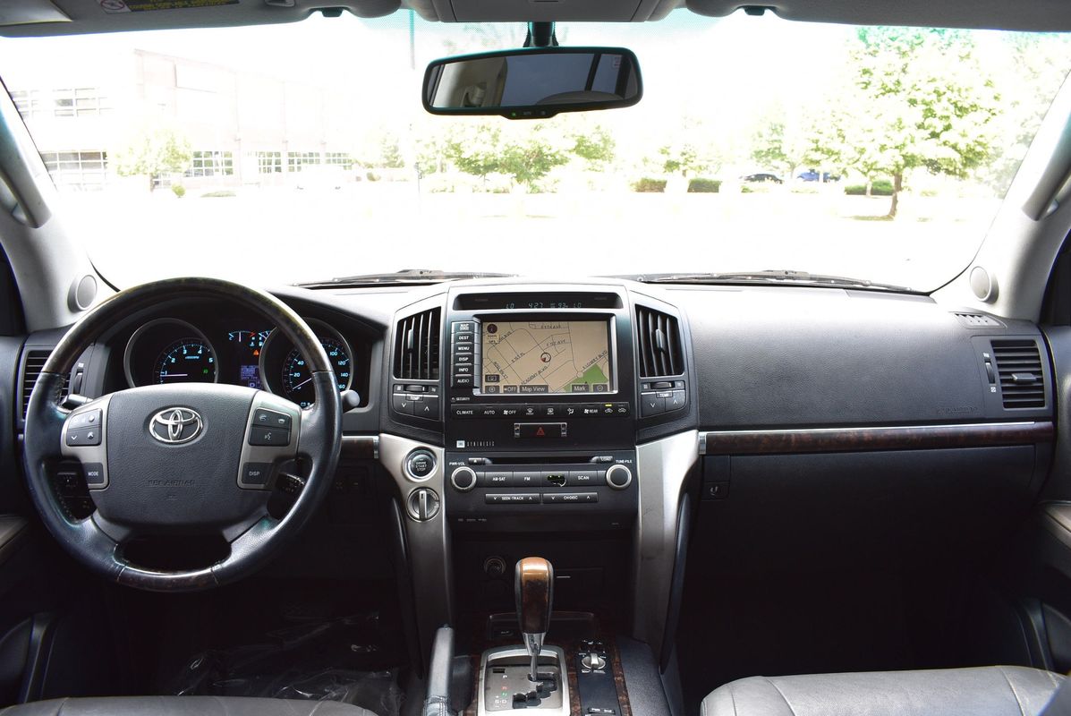 2009 Toyota Land Cruiser Base