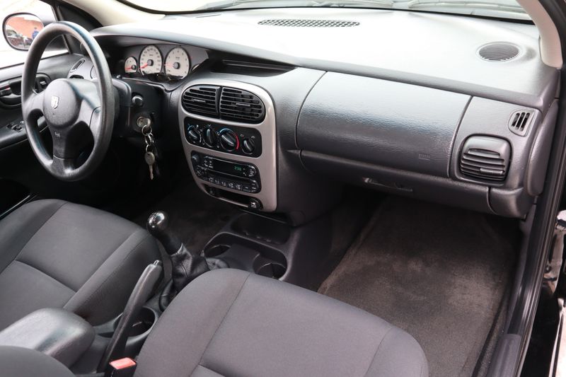 2003-dodge-neon-photos