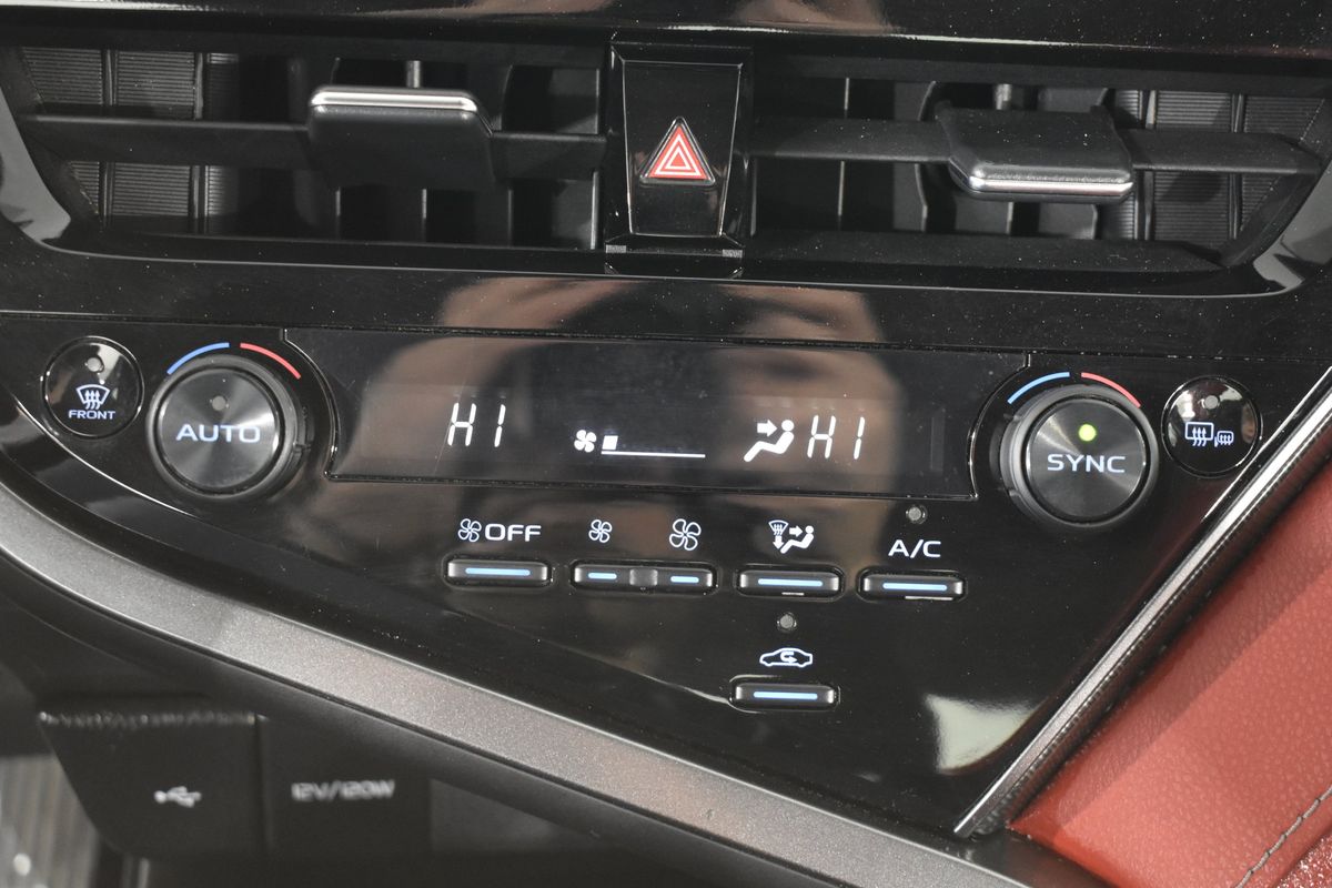 2023 Toyota Camry XSE AWD