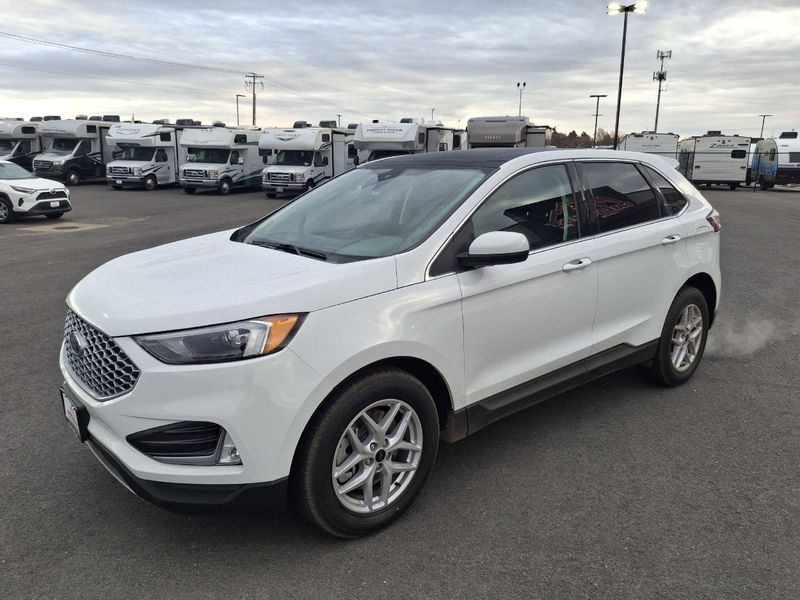 2024 Ford Edge SEL's photo