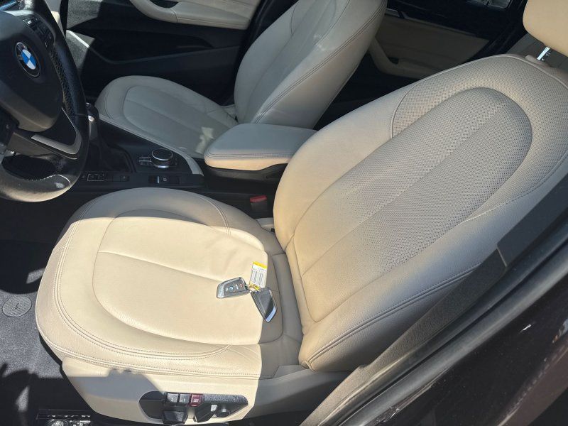 2018 BMW X1 28i - Photo 9