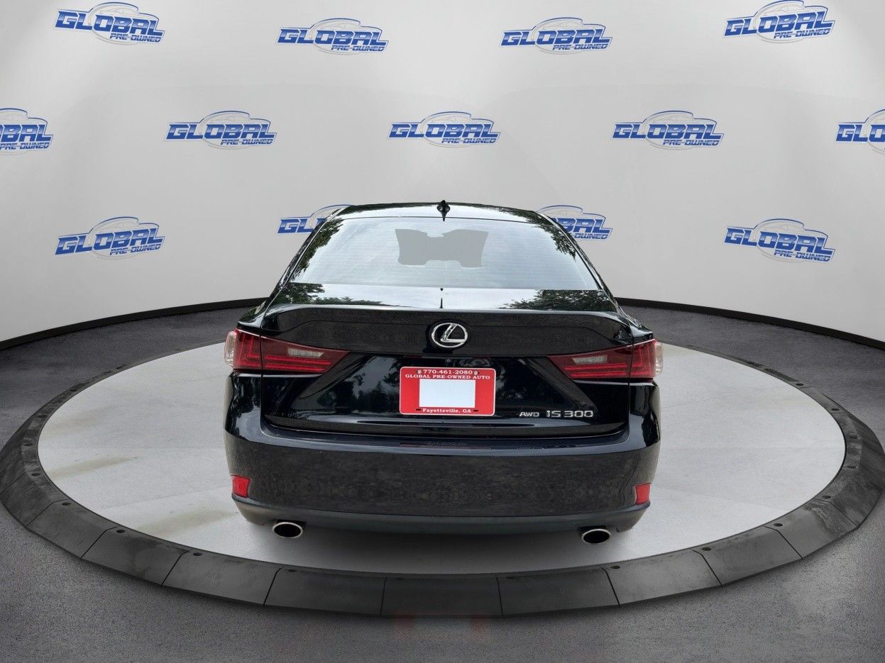 2016 Lexus IS 300 - Photo 6