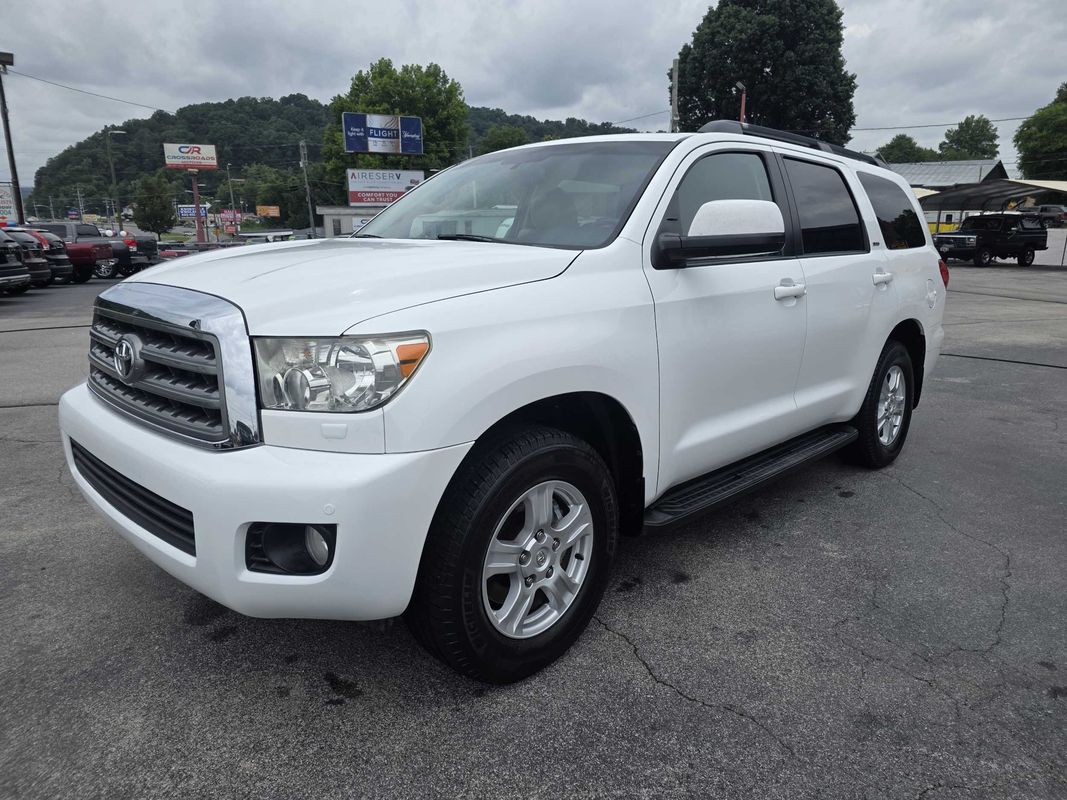 2016 Toyota Sequoia SR5 Grade