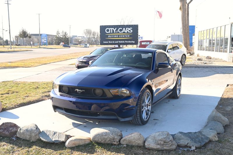 2012 Ford Mustang GT Premium Coupe RWD