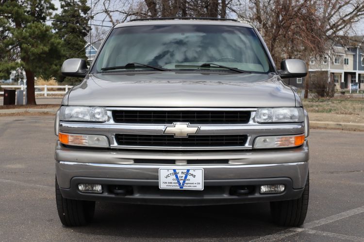 2001 Chevrolet Suburban 2500 LT | Victory Motors of Colorado