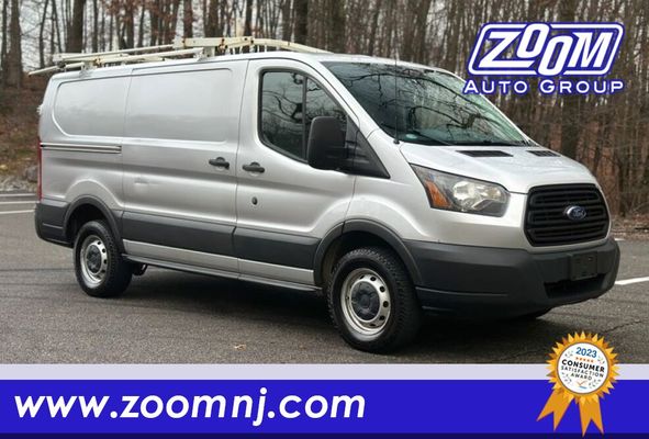 2015 Ford Transit Base's photo
