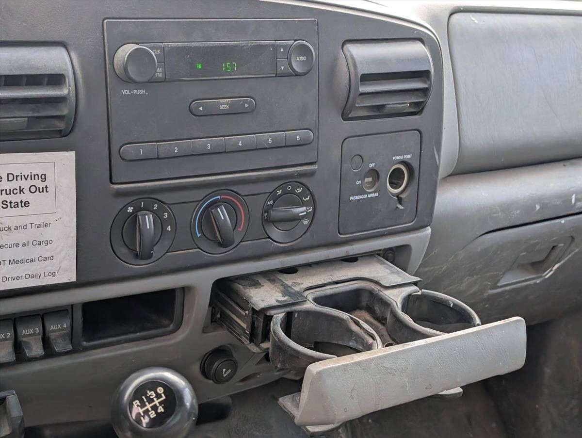 2005 Ford F-450 Super Duty 40