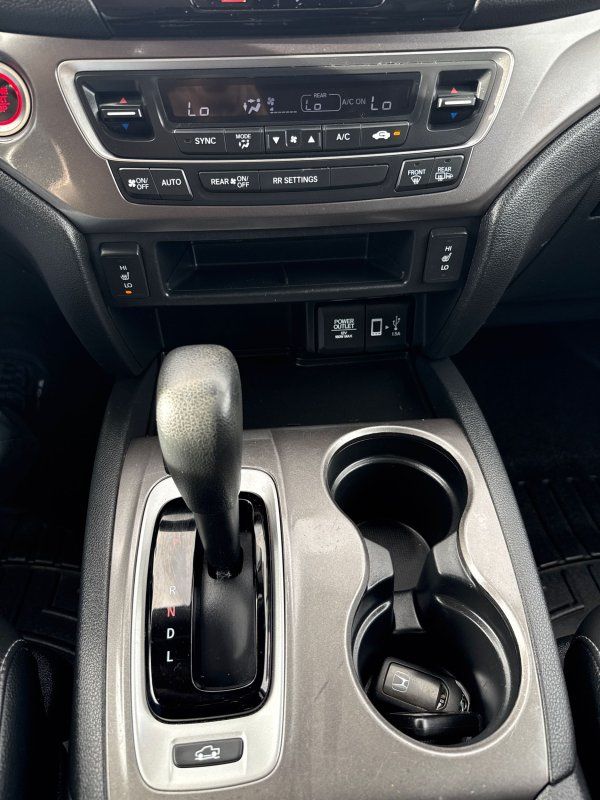 2017 Honda Ridgeline RTL-T - Photo 17