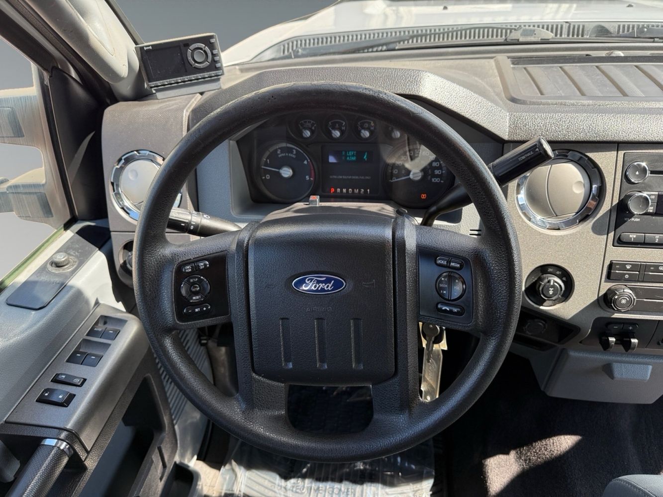 2011 Ford F-250 XLT photo 12