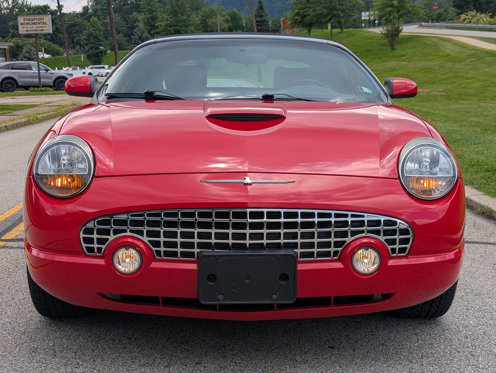 2002 Ford Thunderbird 16