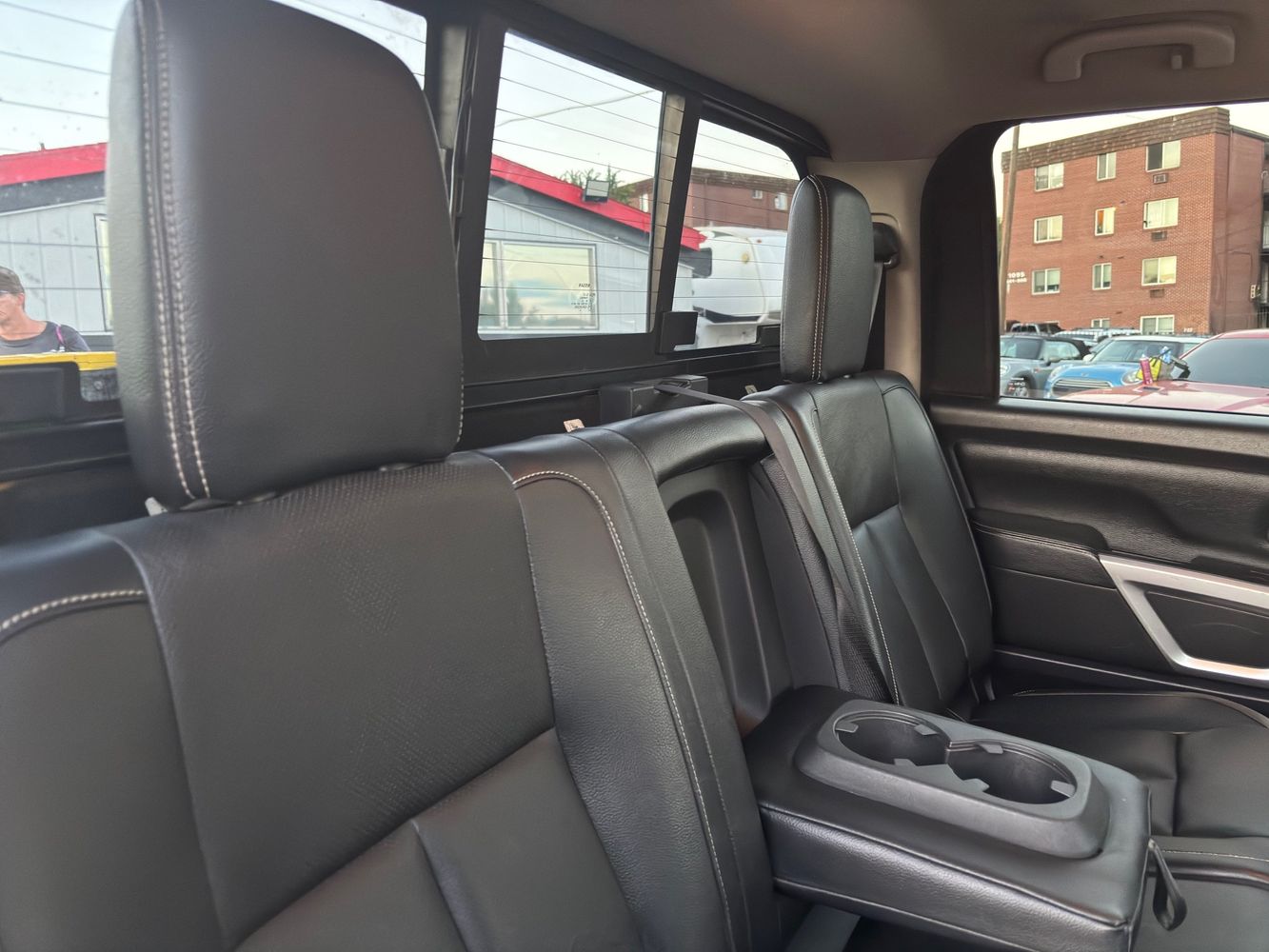 2016 Nissan Titan PRO-4X photo 54