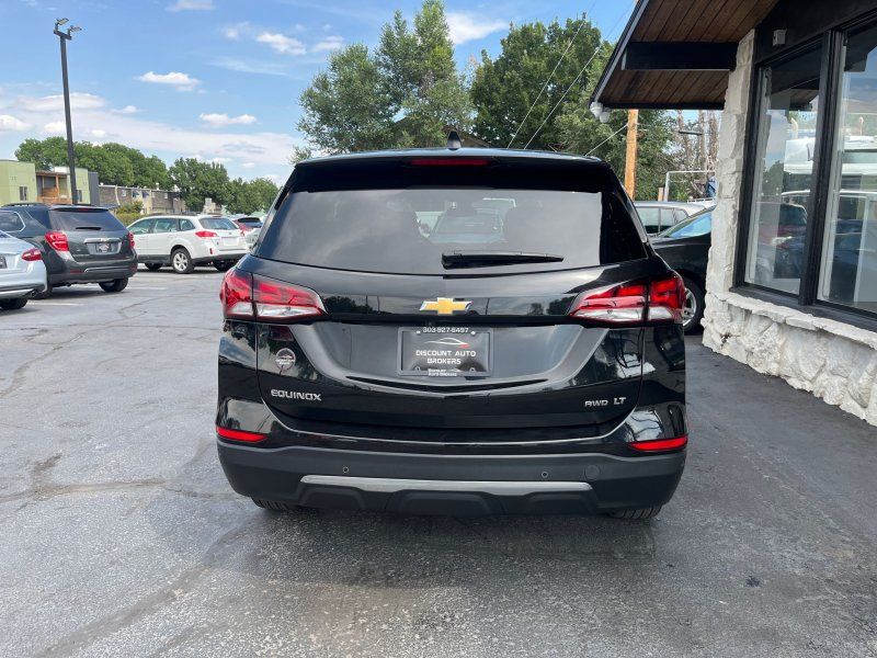 2022 Chevrolet Equinox LT photo 3