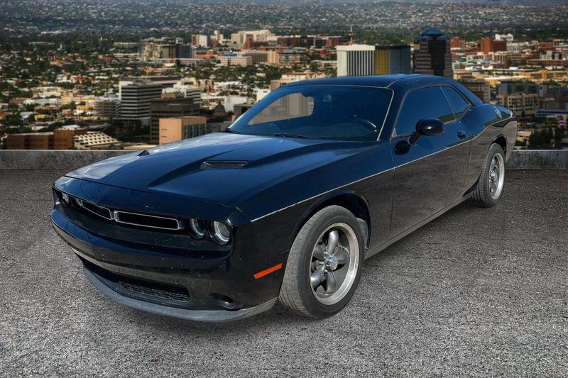 Black 2017 Dodge Challenger Coupe Rear-Wheel Drive 8-Speed Automatic