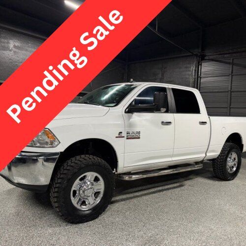 2016 RAM 2500 SLT Crew Cab 4WD