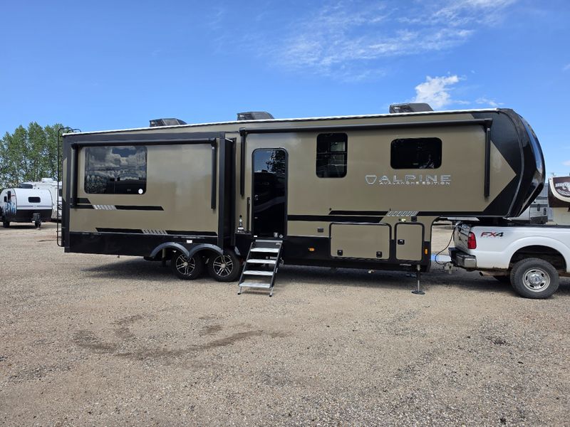 2026 Keystone Alpine