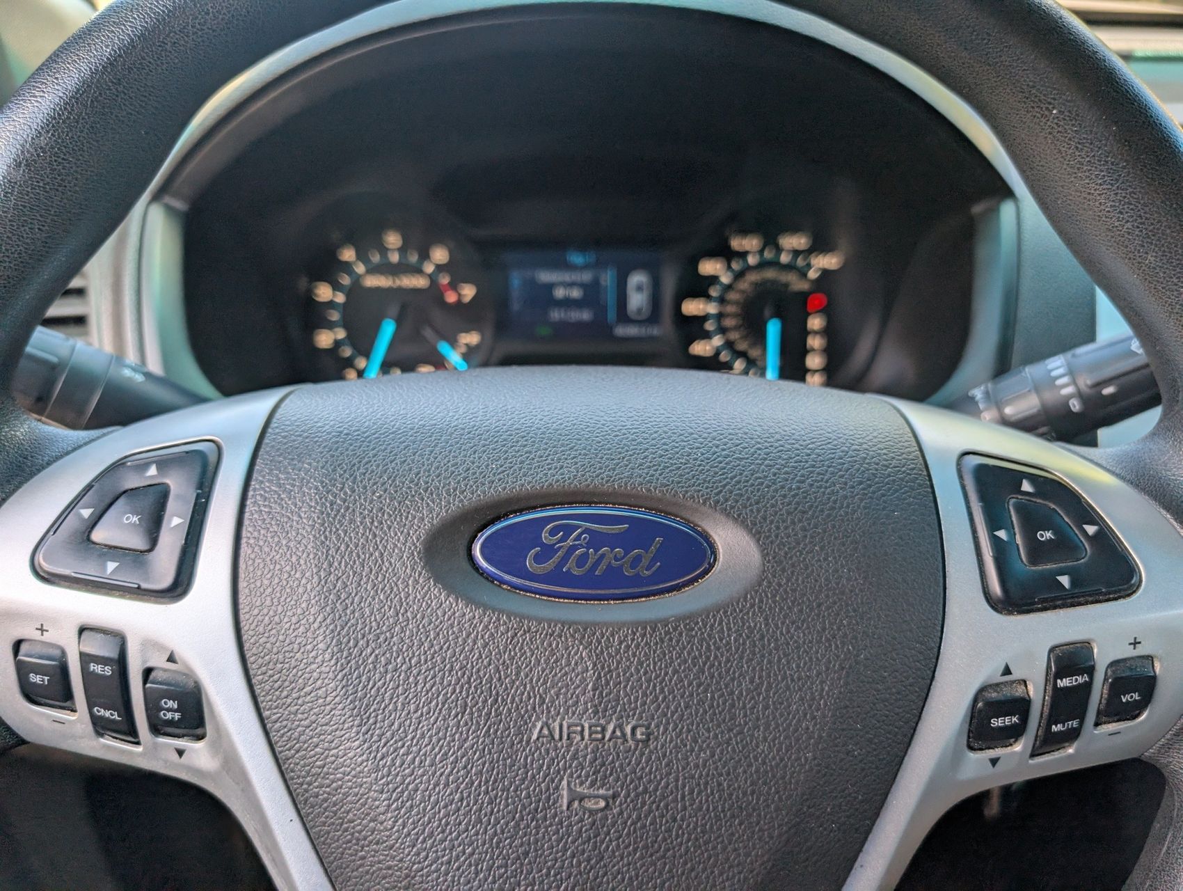 2014 Ford Explorer 64
