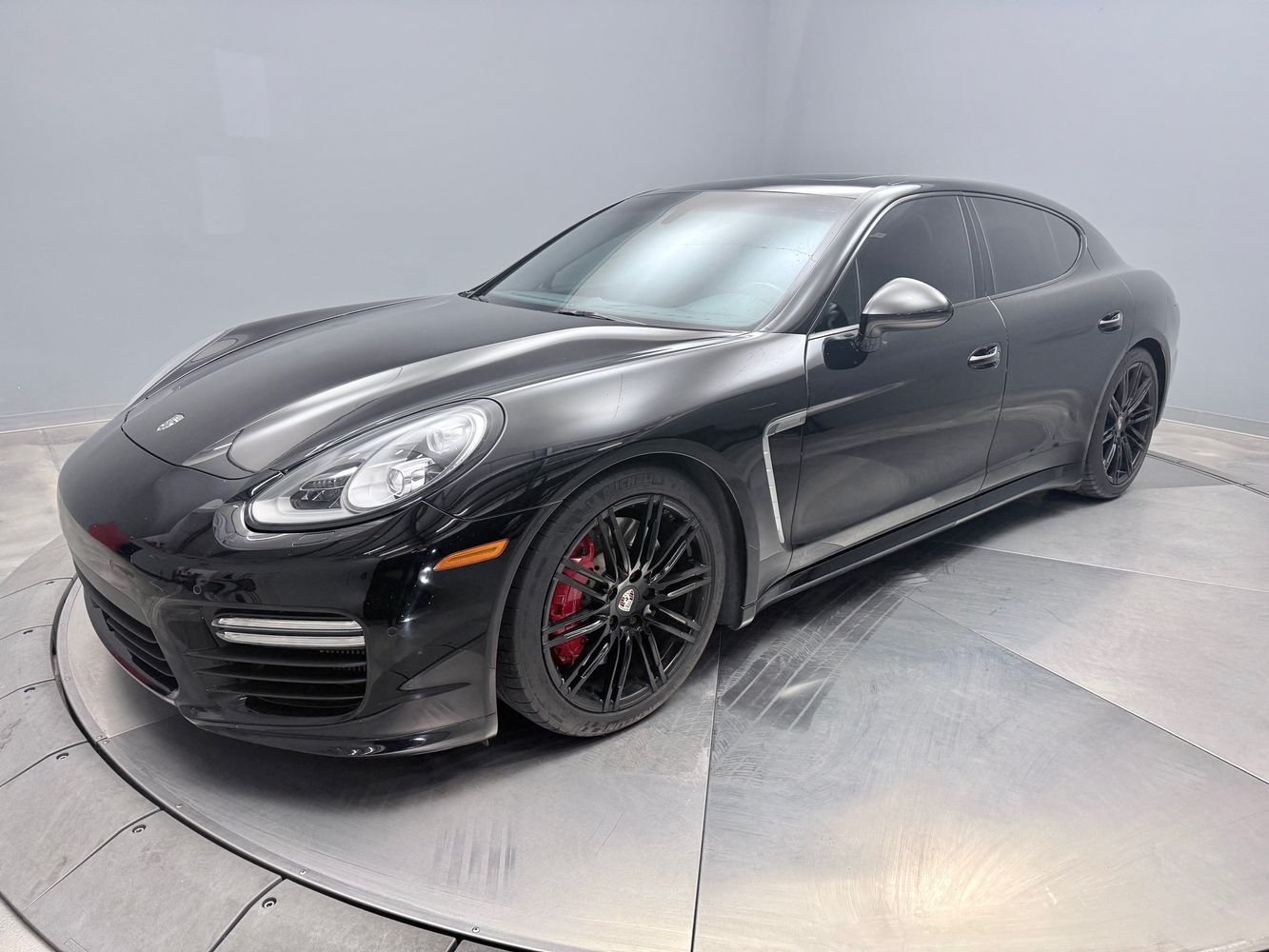 2015 Porsche Panamera Turbo's photo