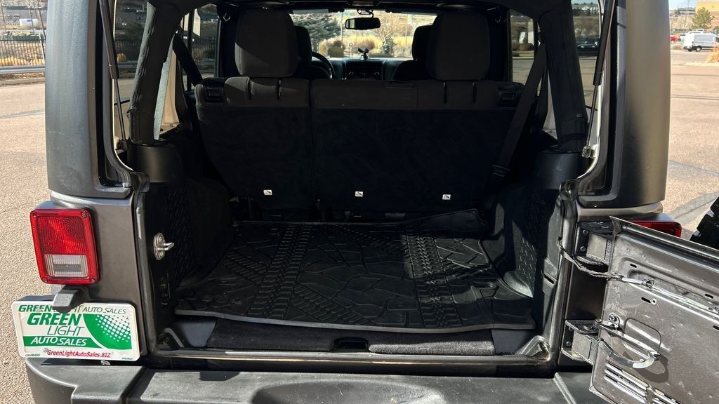 2017 Jeep Wrangler Unlimited Sport S - Photo 12