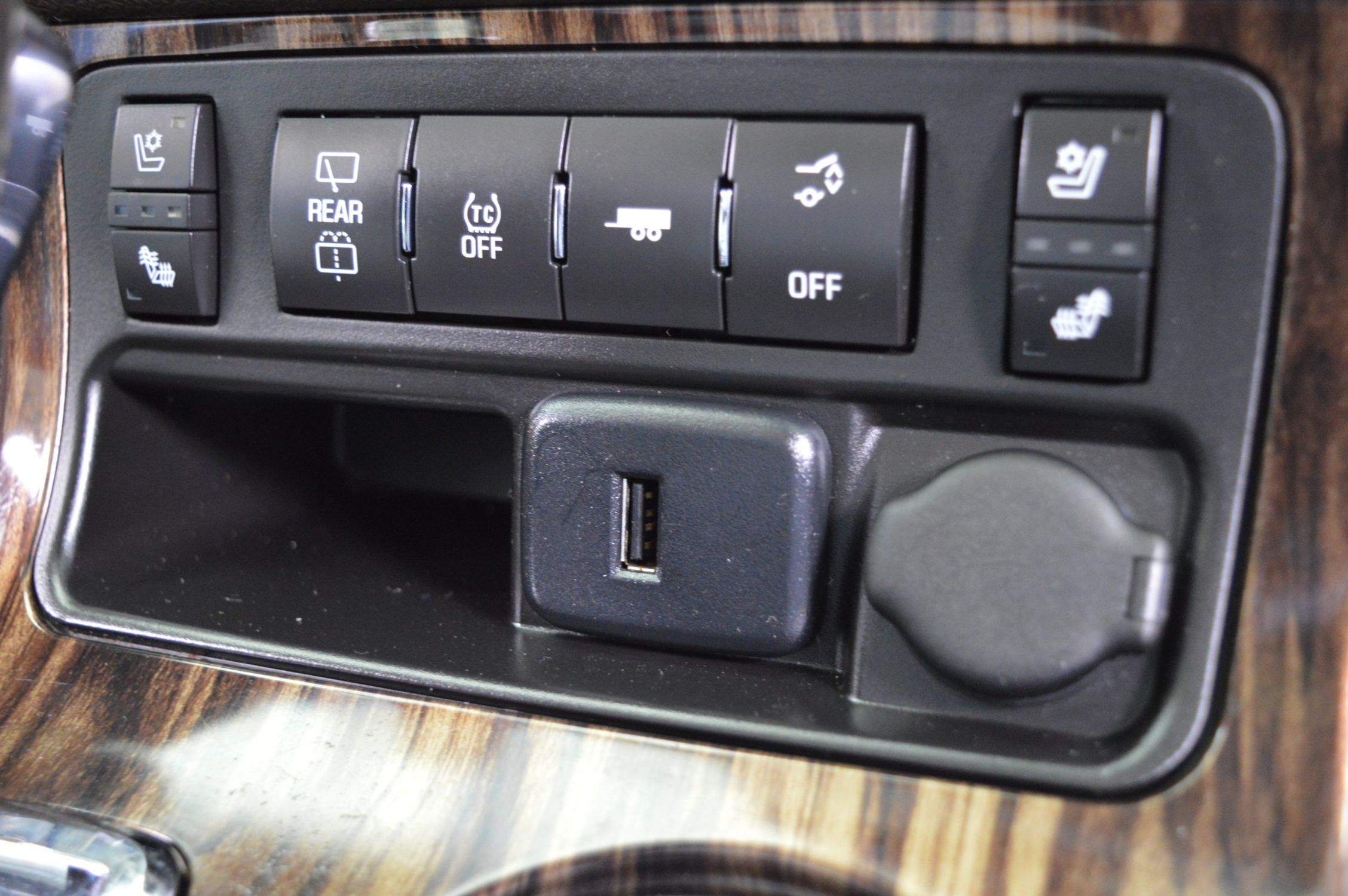 2015 Gmc Acadia Denali photo 24