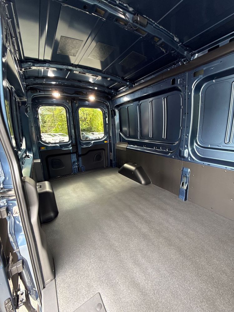 2023 Ford Transit photo 17