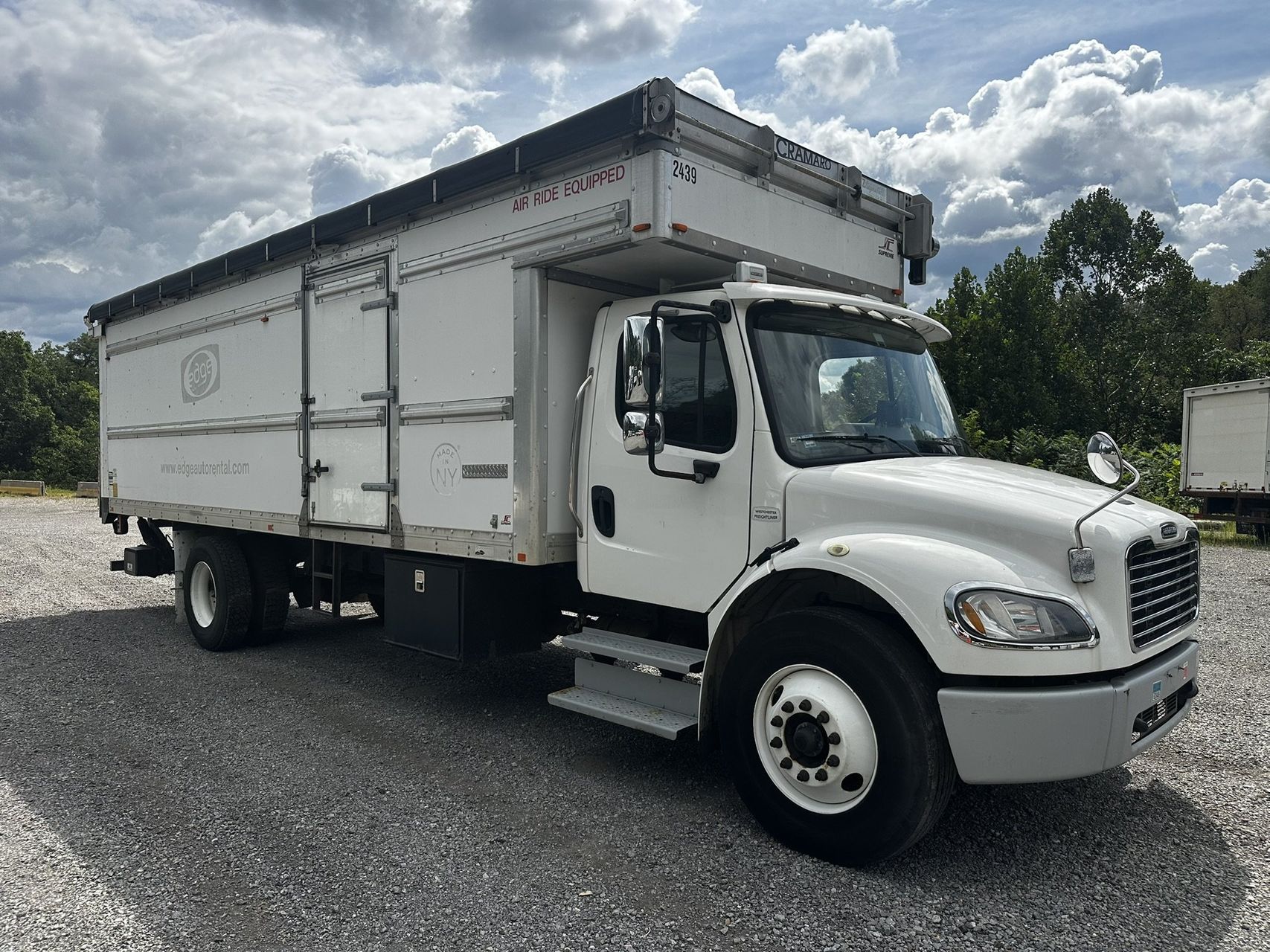 2016 Freightliner M2 106 8