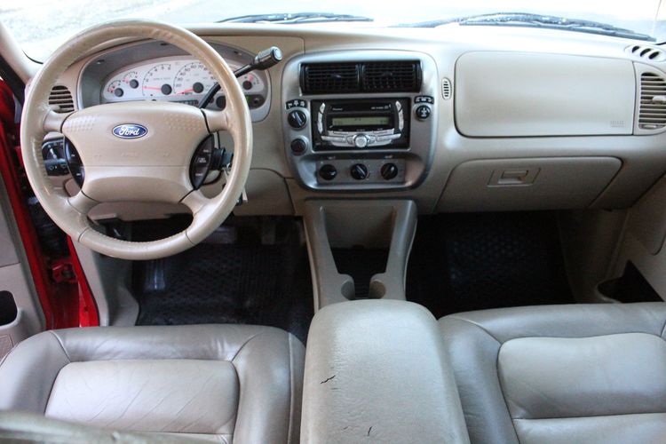 2005 Ford Explorer Sport Trac Victory Motors of Colorado