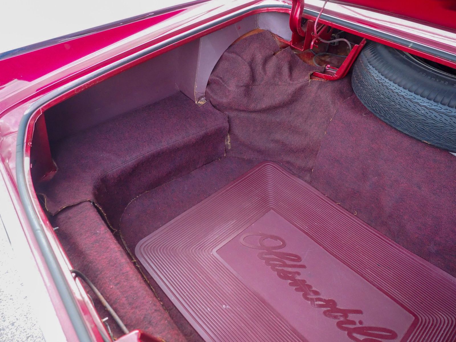 1963 Oldsmobile Starfire 75