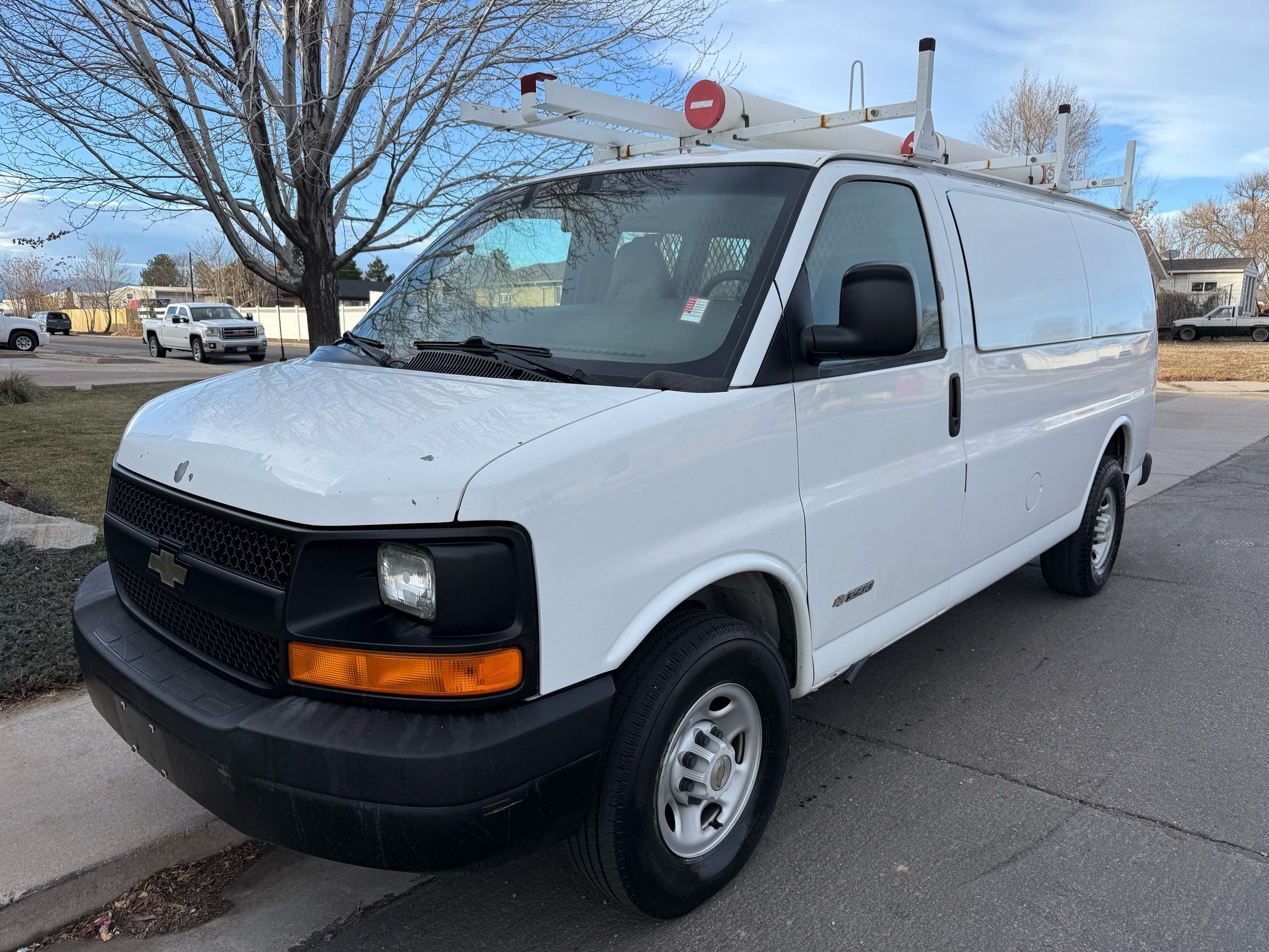 2004 Chevrolet Express Access Package's photo