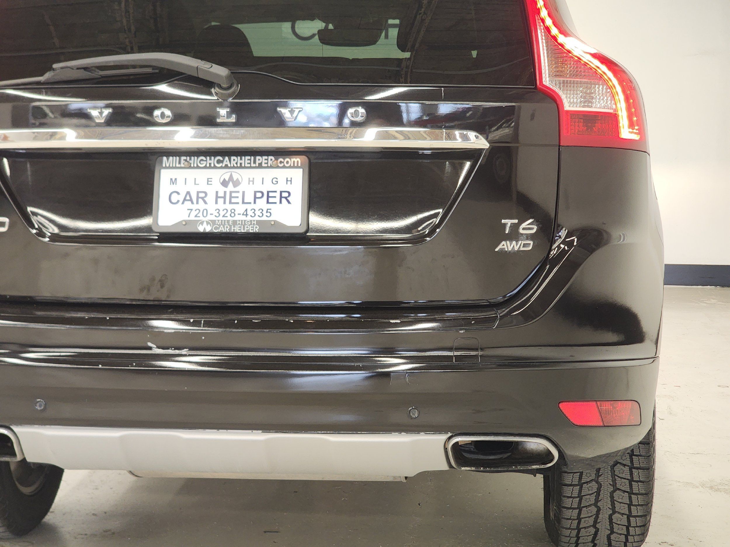 2016 Volvo XC60 T6 Drive-E photo 28