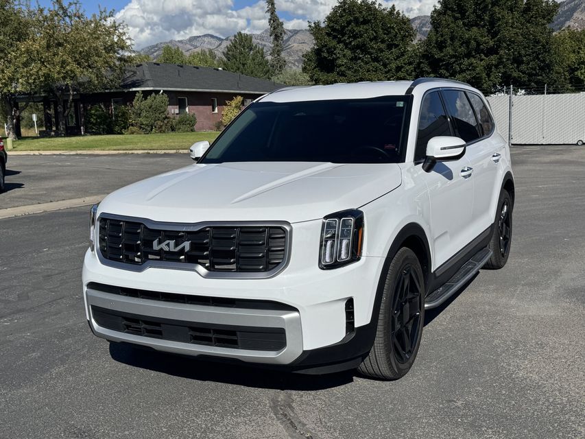 2024 Kia Telluride — S, photo 1 of 17