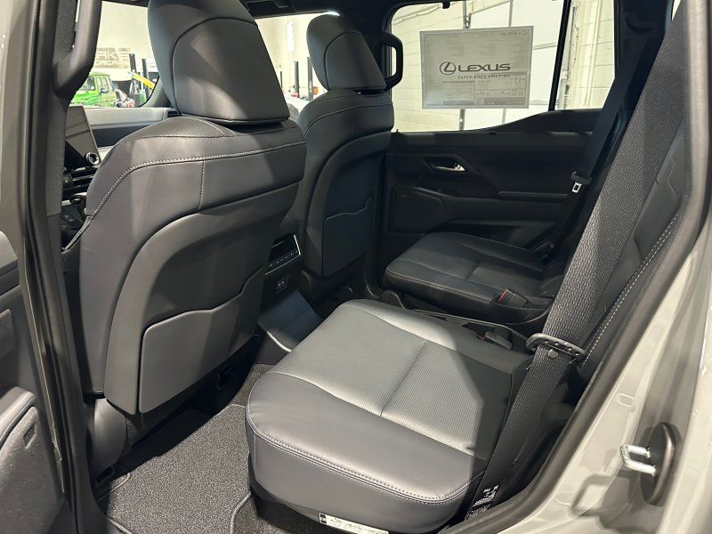 2025 Lexus GX 550 Luxury+, photo 13