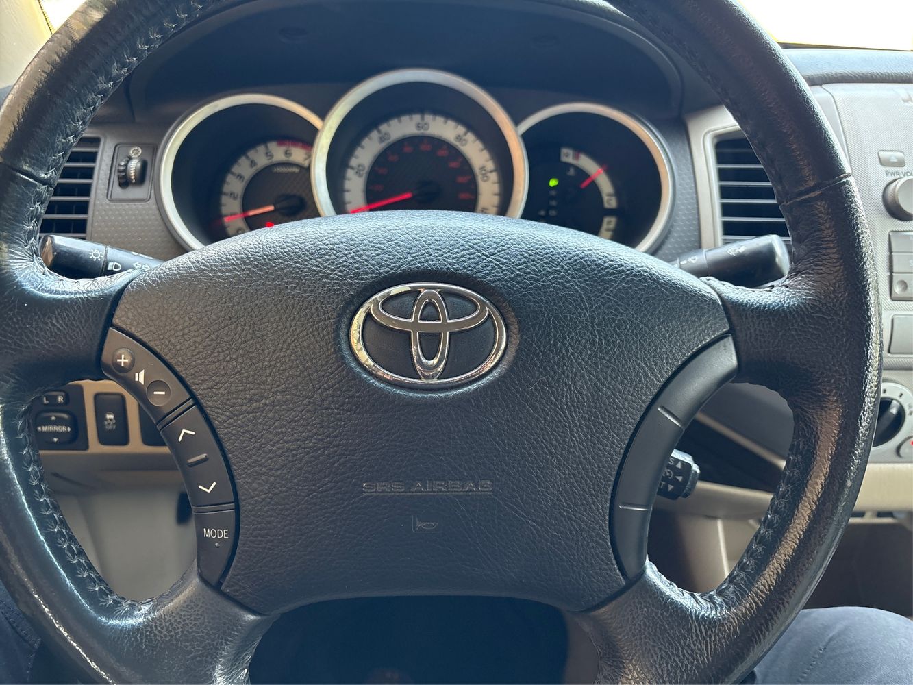 2011 Toyota Tacoma Base V6 photo 25