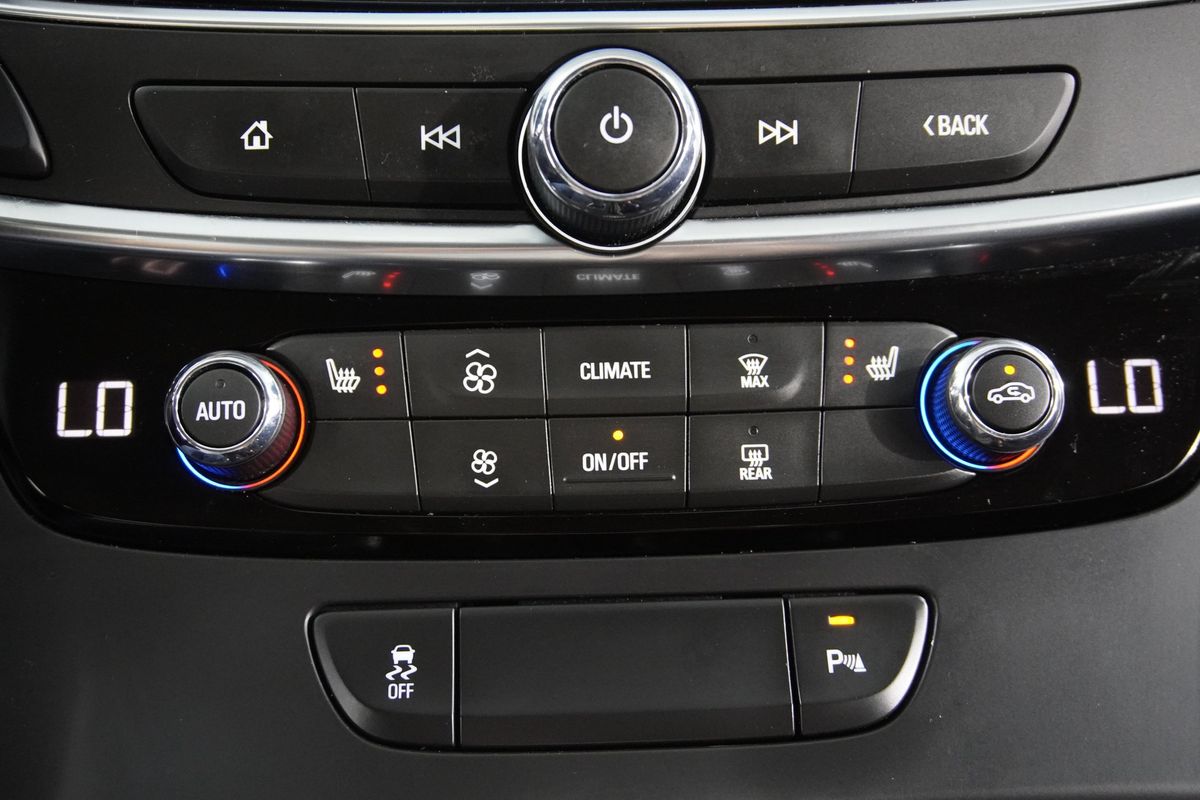 2017 Buick LaCrosse Essence
