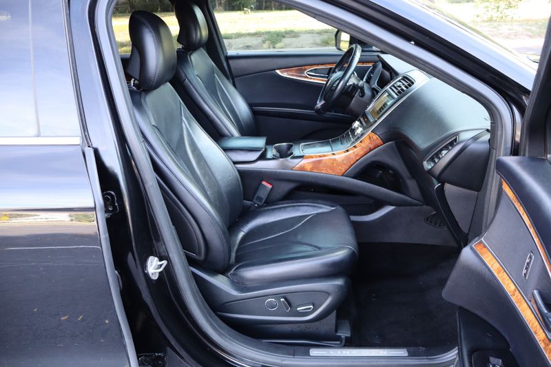 2017 Lincoln MKX Reserve | Victory Motors of Colorado