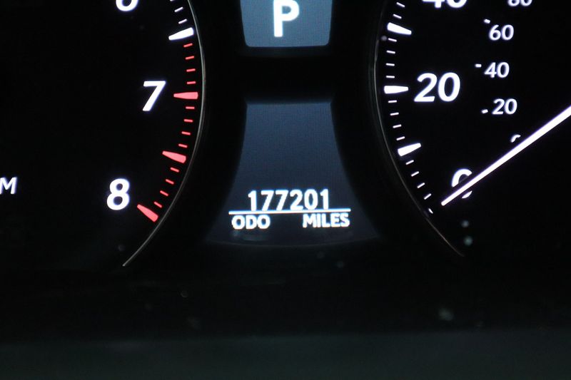 2011 Lexus LS 460 Photos