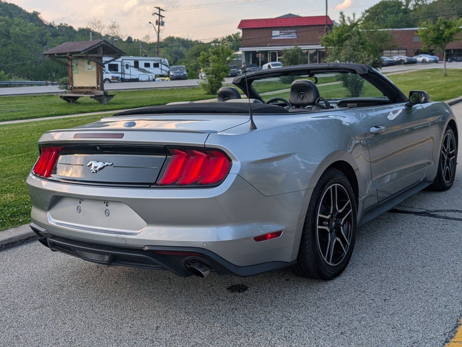 2020 Ford Mustang 14