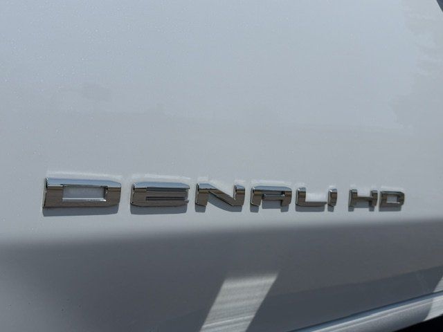 2026 GMC Sierra 2500HD Denali - Photo 40