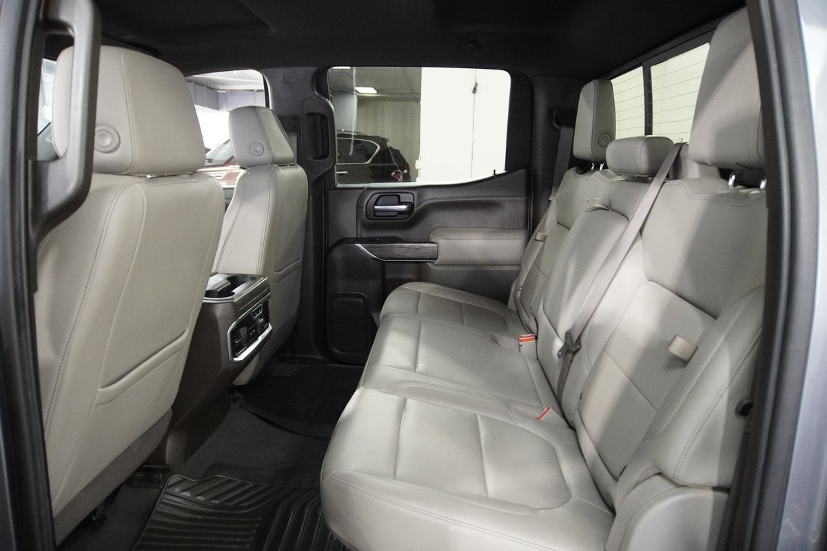 2021 Chevrolet Silverado 1500 4WD Crew Cab Short Bed LTZ