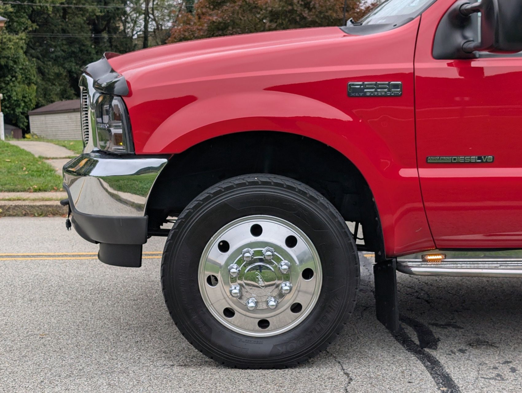 2001 Ford F-550 61