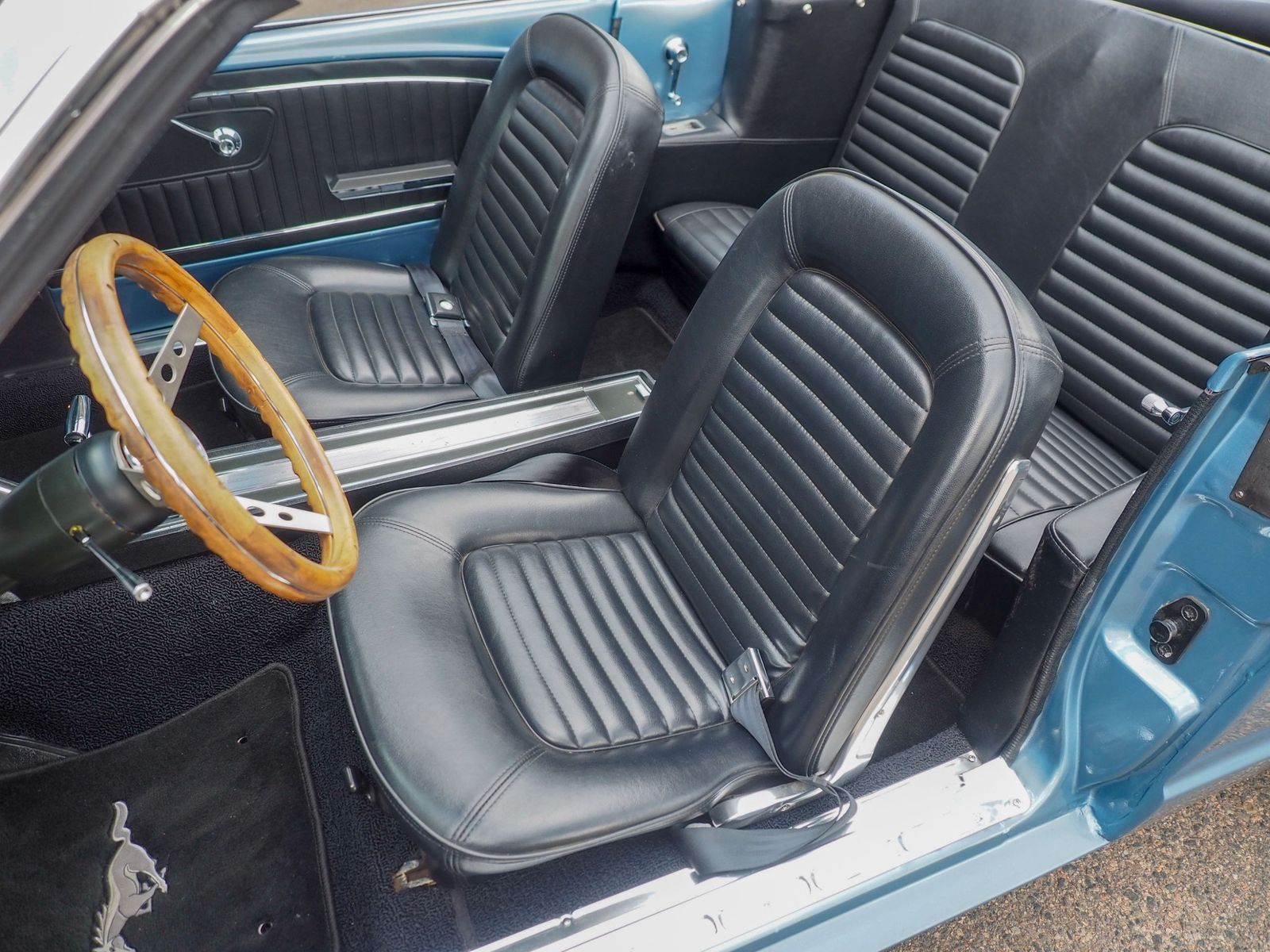 1965 Ford Mustang 51