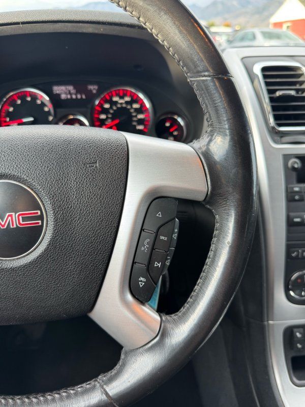 2010 Gmc Acadia photo 14