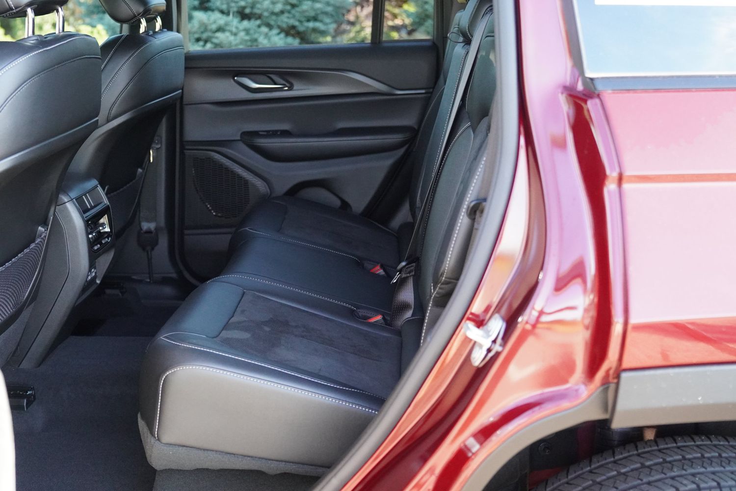 2024 Jeep Grand Cherokee Altitude X photo 12