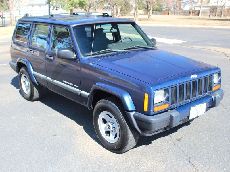 01 Jeep Cherokee Photos