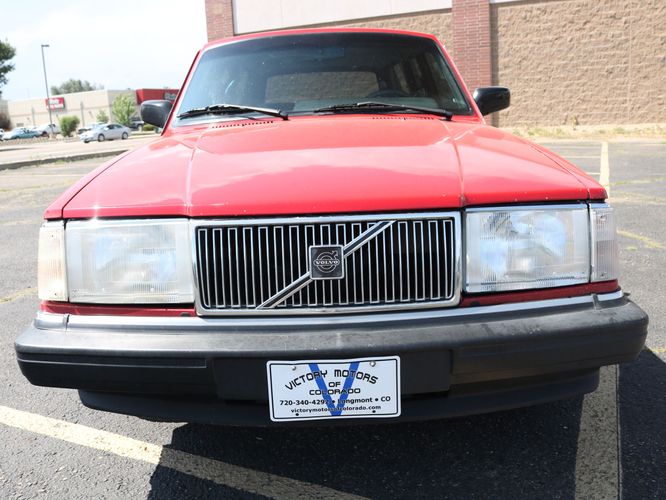 1993 Volvo 240 Base | Victory Motors of Colorado