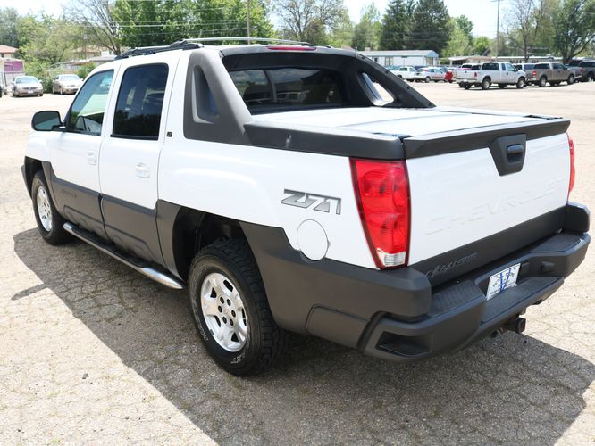 2006 Chevrolet Avalanche LT Z71 | Victory Motors of Colorado